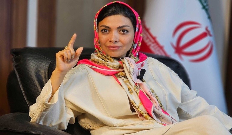 آذین طالی وکیل مهاجرتی